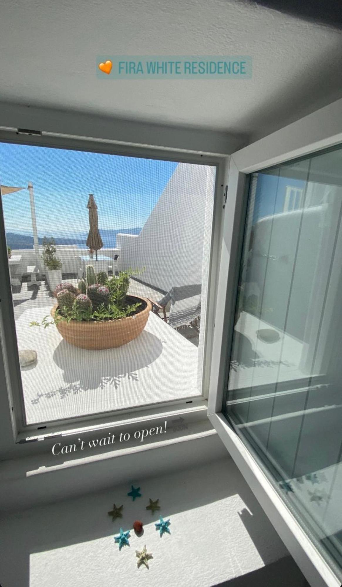 Fira White Residence Esterno foto